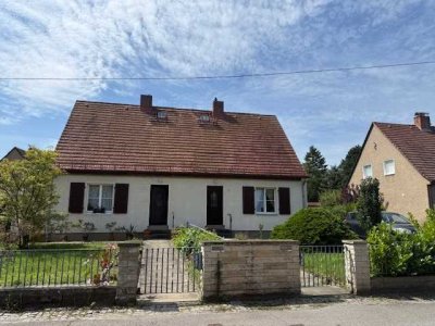 "Wohlfühlen in Kleinzschachwitz – das perfekte Heim für Paare oder als Feriendomizil"