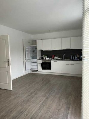 Schöne Wohnung mit großem Balkon