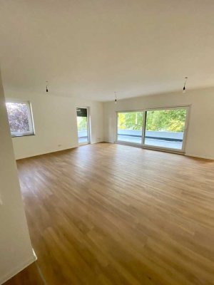 wunderschöne Wohnung in Rheinlage