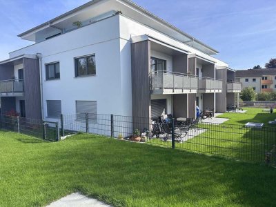 Großzügige 2- Zimmerwohnung mit schönem Süd-Westgarten zum Genießen