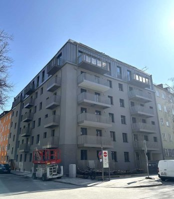 Energetisch saniertes Haus - Ruhige 3-Zi. Wohnung mit 2 Balkonen in der Maxvorstadt