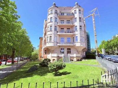 **wieder Besichtigung möglich** sonnige 5-Zimmer Altbauperle im Vorderen Westen mit großem Balkon