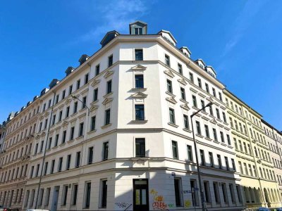 ❄️ Komfortables Wohnen: 3 Zimmer, modernes Wannenbad, offene Küche mit Einbauküche & Abstellraum ❄️