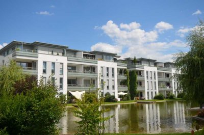 Bestlage!2-Zi.Penthouse mit 2 Dachterr.+2 Einbauküchen+2 Bäder, Blick auf einen See im Westen v. R