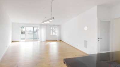 Wohnung mit Balkon inkl zwei Garagenplätzen - absolute Ruhelage