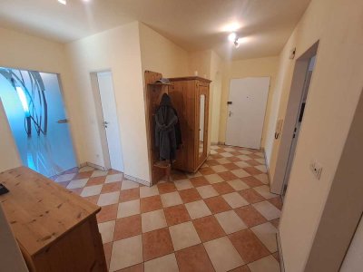 Schöne, gepflegte 4-Zimmer-Wohnung mit zwei Bädern zum Kauf in Rosenheim unmittelbare Nähe Mangfall