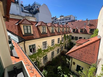 Charmante Drei-Zimmer-Altbauwohnung in begrünter Hofruhelage in der Josefstadt, 8. Bezirk