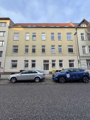 Single-Wohnung im frisch renoviert und neuem Bad