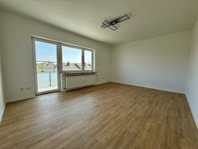 Hell & gepflegt! Neu renovierte 3-Zi-Whg mit Balkon in ruhiger Lage