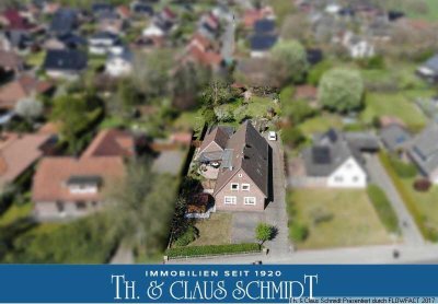 Gepflegtes Doppelhaus mit Werkstatt, Doppelcarport und abtrennbarem Bauplatz in Wahnbek nahe OL