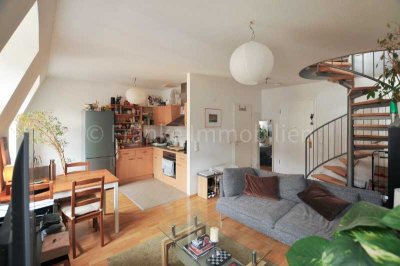 Neustadt - frei werdende 2-Zi.-Altbaumaisonettewohnung mit Aufzug