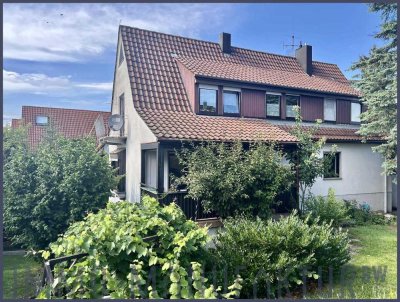 Charmantes 4 Familienhaus mit großem Grundstück in Stuttgart