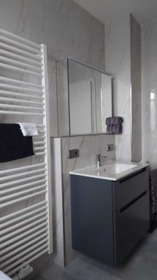 Erstbezug nach Sanierung, 4 Zimmerwohnung 100m², Kaltmiete 1100€