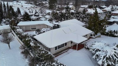 ***EXKLUSIVER BUNGALOW IN RUHIGER SACKGASSENLAGE ZU VERMIETEN***