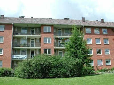 Erstbezug nach Sanierung: 2 Zimmer Wohnung mit Mansarde in Kiel- Holtenau