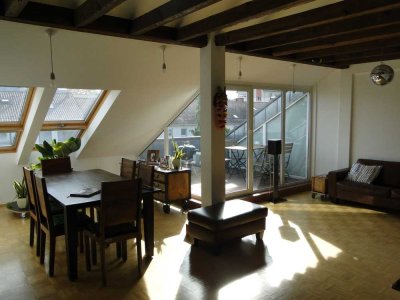 Helle 3-Zimmer-Dachgeschoßwohnung in Stuttgart Weilimdorf