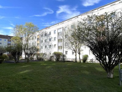 Attraktive, sonnige 3 Zimmer mit Balkon in toller Lage am Frankfurter Ring