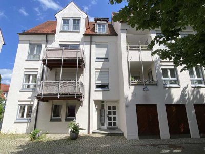 Traumhaft-mitten in Ulm mit Balkon