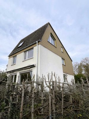 Reiheneckhaus mit viel Platz und großem Modernisierungspotenzial