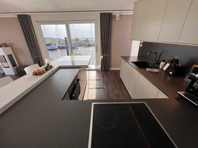 LUXUS Hausboot - 3 Etagen - 100m² Wohnen + 120 m² SONNENTERRASSE - Kamin, Kino, komplett individuell