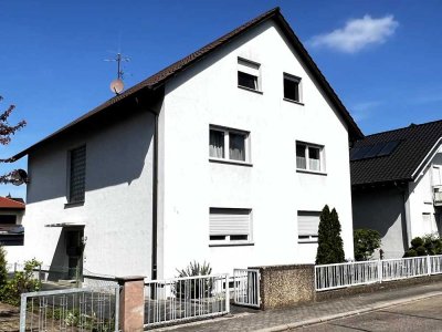 Moderne 3-Zi-Komfortwohnung in Top-Wohnlage mit Balkon, Garage und Hobbyraum - sehr guter Zustand