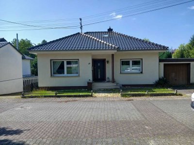 Ansprechendes 4-Zimmer-Haus mit gehobener Innenausstattung und EBK in Staudt