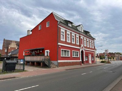 Attraktives Mehrfamilienhaus mit 8 Wohneinheiten und Feriendatschen in Ueckermünde