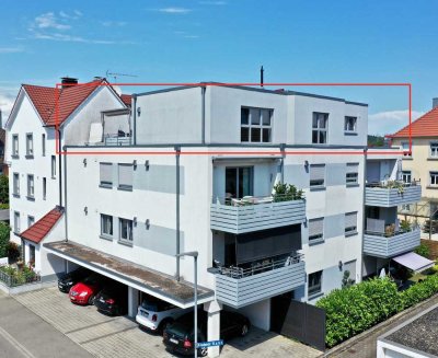 Lichtdurchflutete Penthouse-Wohnung mit großer Terrasse u.v.m.