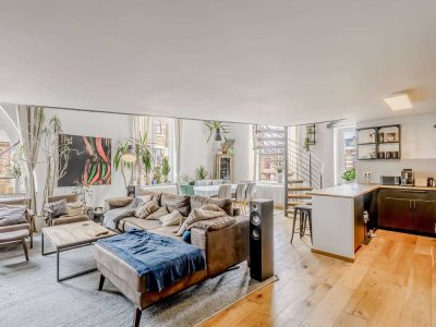 Charmante 3,5-Zimmer-Maisonette im Loftstil am Wasser