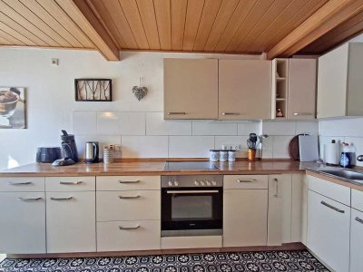 Wohnen mit Charme: Gepflegtes Haus mit Garten und Einliegerwohnung