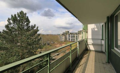 Helle geräumige 5 Zimmer Wohnung mit Einlieger-Apartment