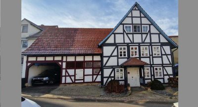 Charmantes Zweifamilienhaus in Altstadtlage