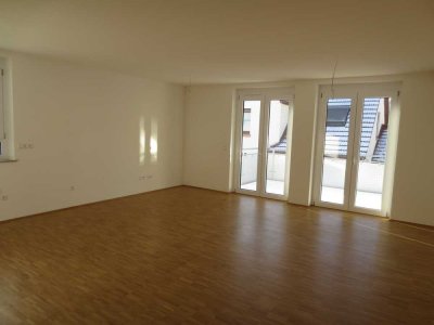 Attraktive 3,5-Zi., TL-Bad, EBK, S/W-Balkon, Keller, TG-Stellplatz mit Wallbox & Außenstellplatz