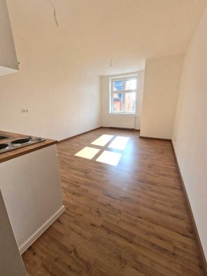 Neu renovierte 2-Zimmer-Wohnung mit Einbauküche Whg. Nr. 8