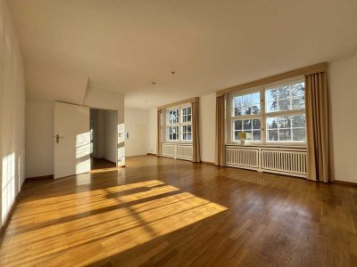 SEHR INDIVIDUELLE MAISONETTE-EINHEIT WF CA. 65m2 zzgl. CA. 117 m² SONDERNUTZUNGSFLÄCHE, TOP GRÜNLAGE