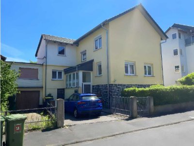 2-Familienhaus im Grünen!