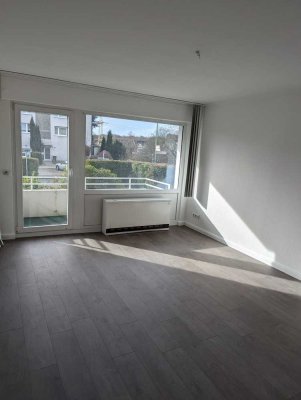 +++ Top-renovierte 73 m² Erdgeschosswohnung mit Balkon in Essen-Borbeck zu vermieten +++
