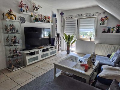 Schöne 3 Zimmer-DG-Wohnung mit Balkon in Windeck-Rosbach