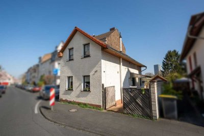Urgemütliches Einfamilienhaus mit einzigartigem Grundstück in zentralster Lage