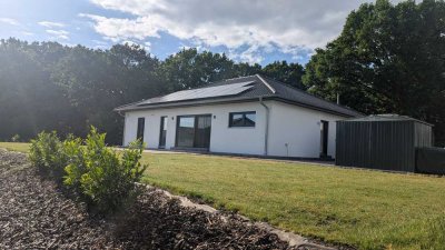 Moderner und energieeffizienter Bungalow von 2023