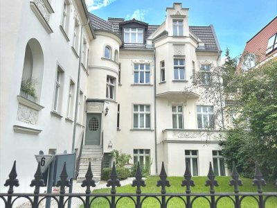 Elegant ausgestattete Wohnung in der Berliner Vorstadt - mit Dachterrasse und Seeblick