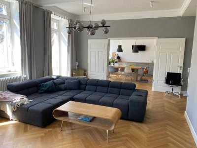 Stilvoll sanierte Altbau-Charme mit modernen und luxuriösen Highlights