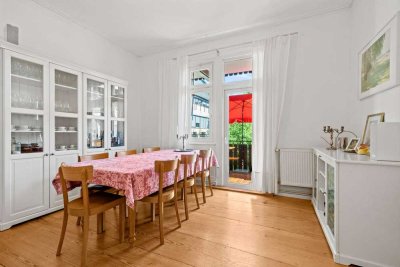 MODERNE TRIFFT GESCHICHTE - 5 Zimmer Altbauwohnung in Tübingen