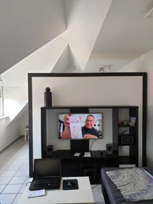 Geräumige 1-Zimmer-Wohnung mit EBK in Bobenheim-Roxheim