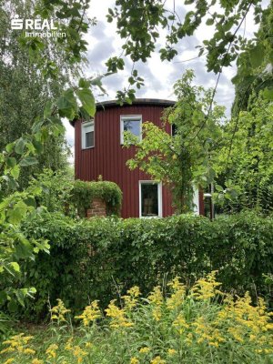 Wohnen wie in Schweden mit großem hellen Atelier!