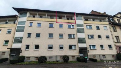 Hoch hinaus wohnen: Lichtdurchflutete Eigentumswohnung mit Panorama-Balkon in Pforzheim-Eutingen