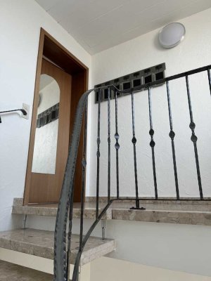 Erstbezug nach Sanierung mit Einbauküche: Schöne 1,5-Zimmer-Dachgeschosswohnung in Recklinghausen