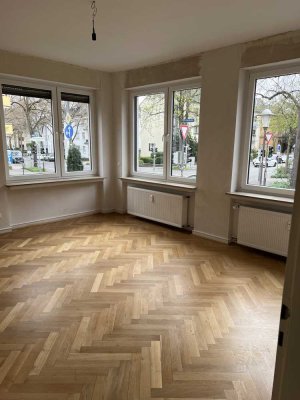 Gepflegte helle 3-Zimmer-Hochparterre-Wohnung mit Balkon in Koblenz
