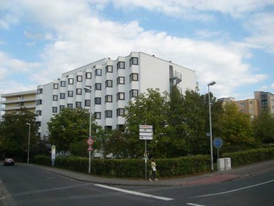 Schönes Apartment mit Balkon und Tiefgaragenstellplatz in Uninähe