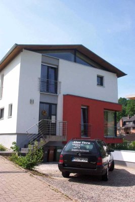 Modernes, energieeffizientes Architektenhaus mit vier Zimmern in Leidersbach, Kreis Miltenberg